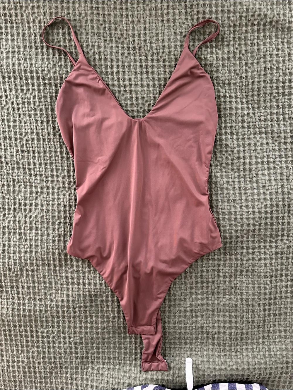 White Fox Sculpting Bodysuit in Chocolate Size Small